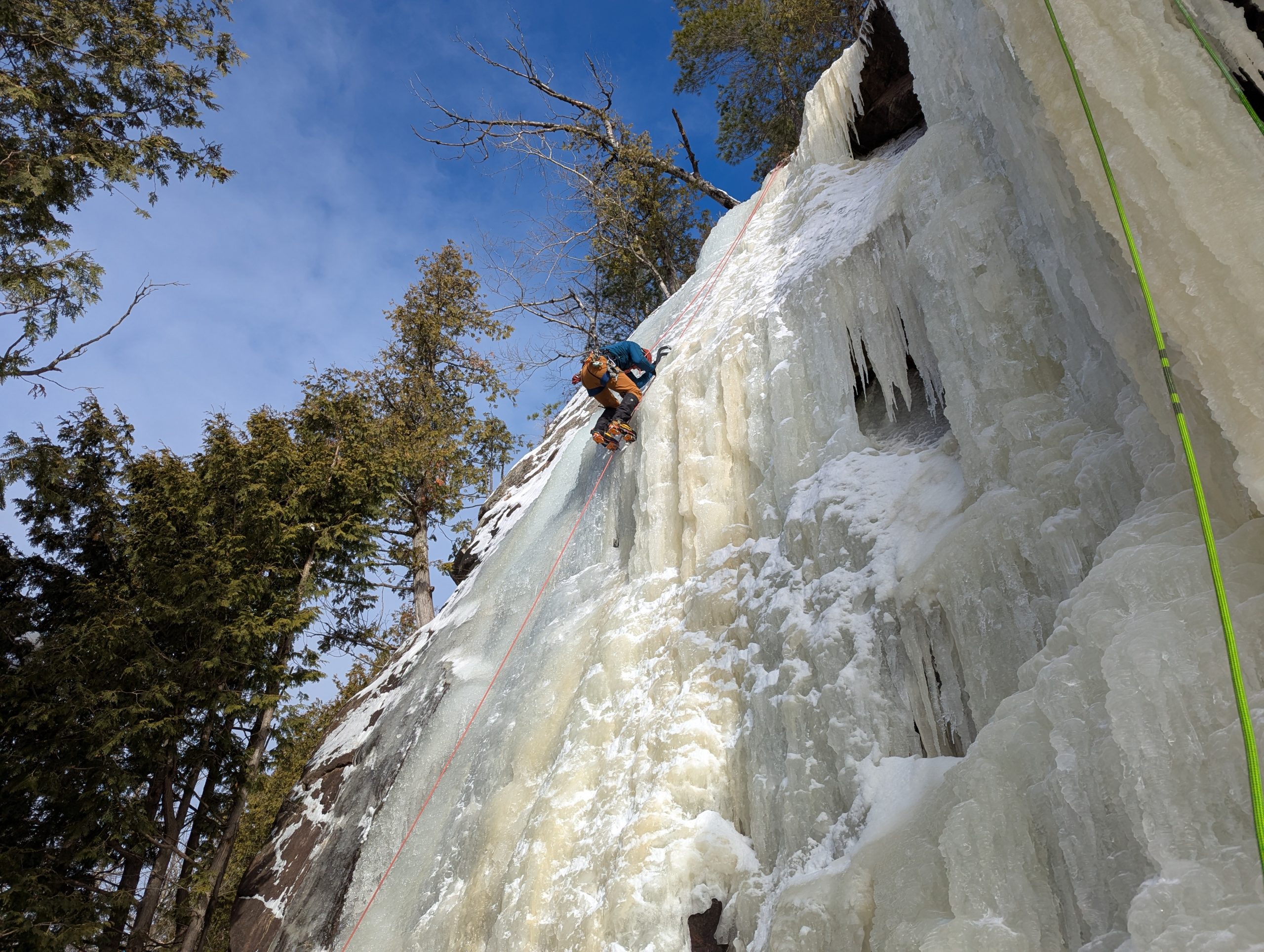 Ice Cragging